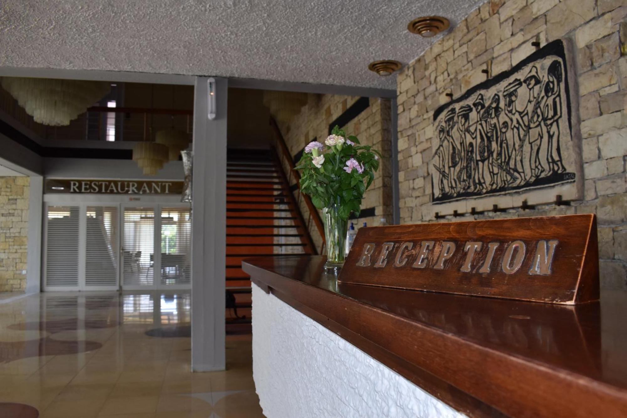 Hotel Theoxenia Mesolóngion Exterior foto